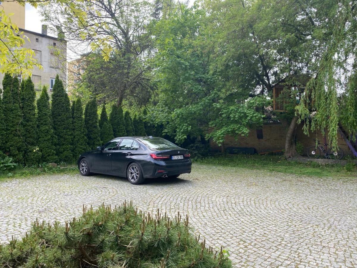 Piekarnia Apartamenty Manufaktura, Parking, Dostep Na Kod, Klima, 1-3 Pokoje, Prywatna Kamienica วูดช์ ภายนอก รูปภาพ